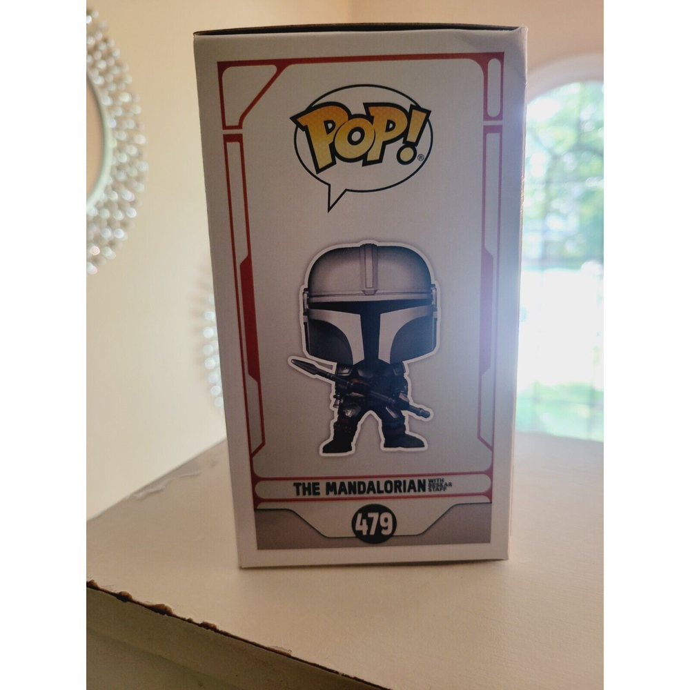 FUNKO POP! STAR WARS 479: THE MANDALORIAN W/ BESKAR STAFF - FUNKO EXCLUSIVE - Picture 6 of 10